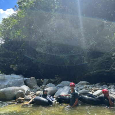 Alternative view of Tubing Familiar En San Rafael y Guatapé