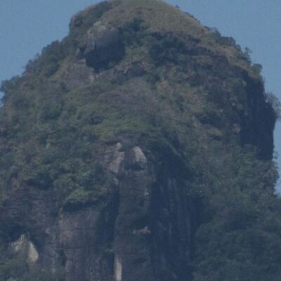 Alternative view of Trekking Piedra del Tabor la Piedra Más Grande de Antioquia