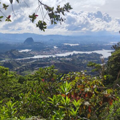 Trekking por los Bosques de Guatapé