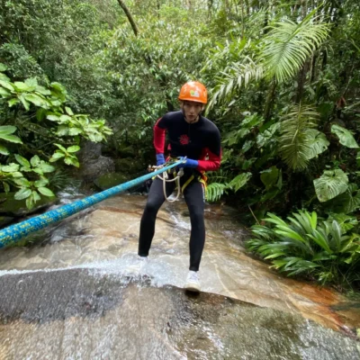 Torrentismo en 5 Cascadas de 3, 8, 20, 30 y 40 metros de Altura – San Carlos