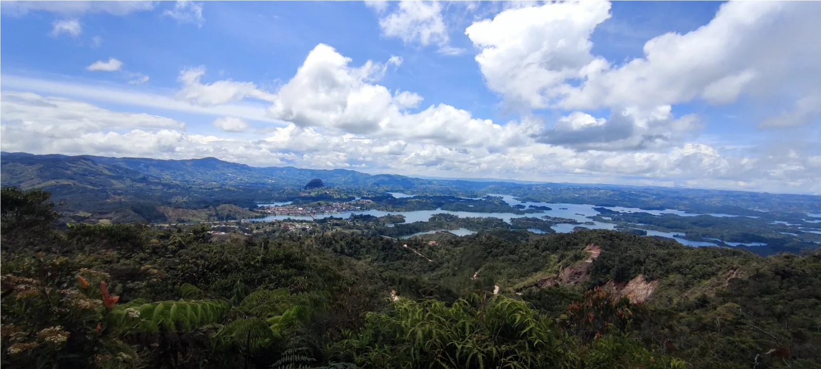 Trincheras de Jose Maria Cordova - Viajando por la historia de Guatape