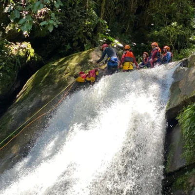 Canyoning el Chispero en San Carlos