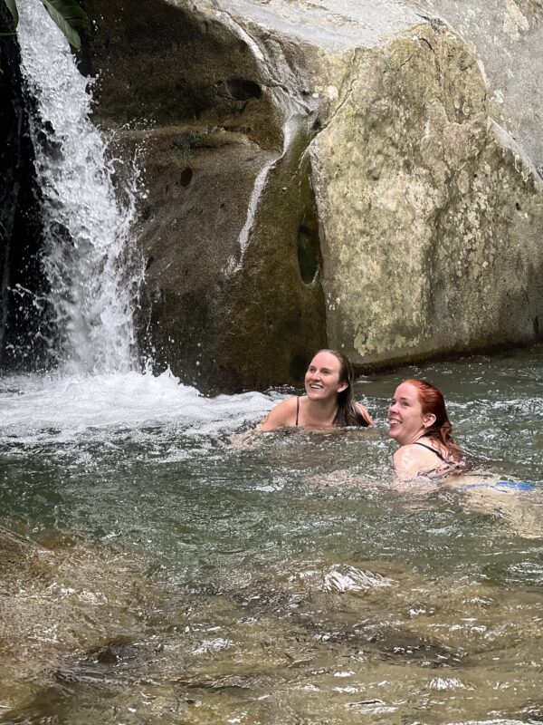 Trekking a las 7 cascadas en Guatpae
