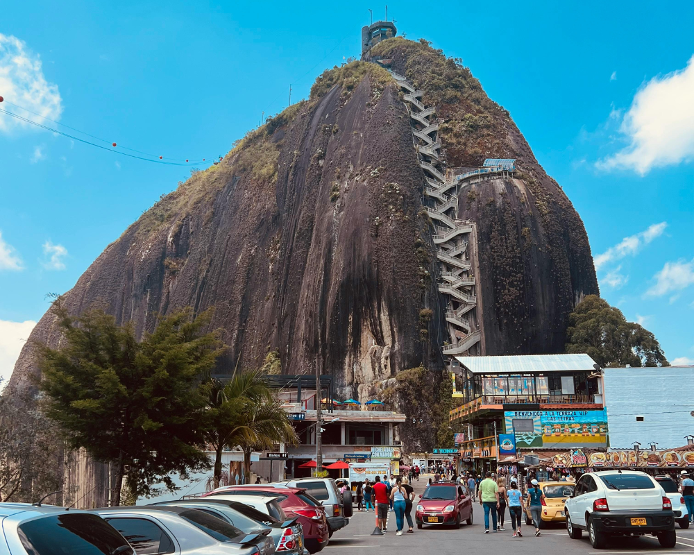 Tour a Guatape, Koora Trip
